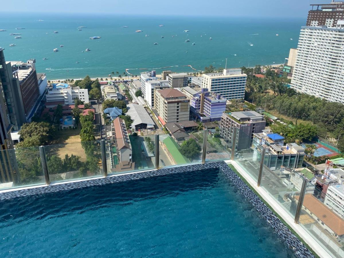 Apartamento The Base In Pattaya Exterior foto